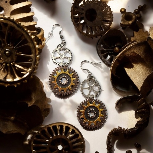 Steampunk dangling earrings Cosplaying Costume Gears Mixed metal Hypoallergenic - Picture 4 of 11